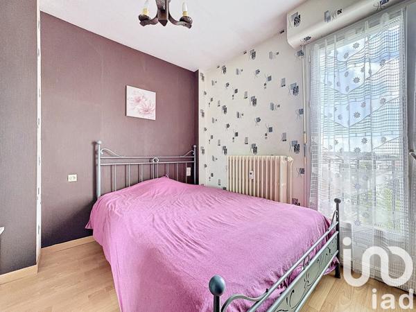 Appartement 3 pièces de 71 m² à Châlons-en-Champagne (51000)