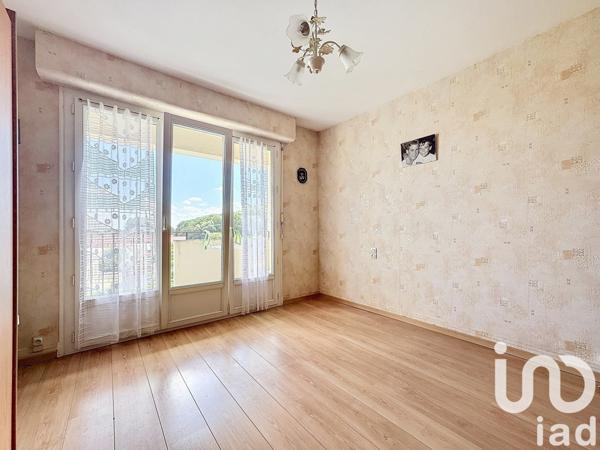 Appartement 3 pièces de 71 m² à Châlons-en-Champagne (51000)