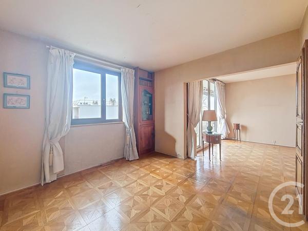 Appartement F5 à vendre  5 pièces - 83,10 m2 RUNGIS - 94