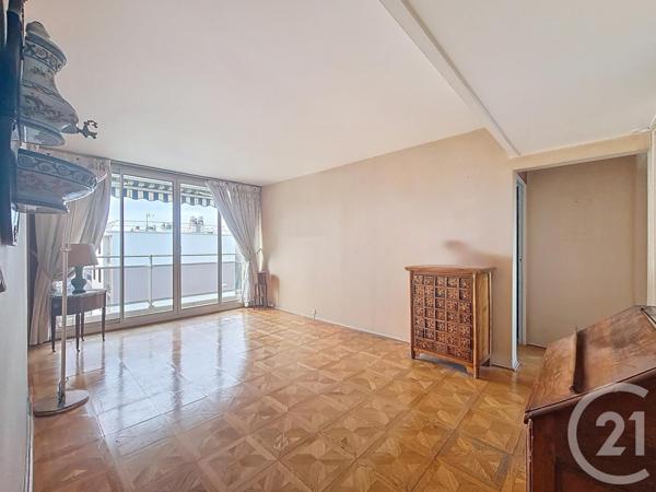 Appartement F5 à vendre  5 pièces - 83,10 m2 RUNGIS - 94