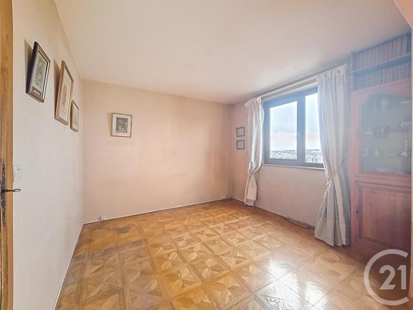 Appartement F5 à vendre  5 pièces - 83,10 m2 RUNGIS - 94