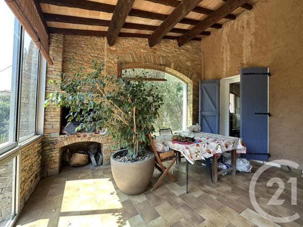 Maison à vendre  4 pièces - 114 m 2   ST CYR SUR MER  - 83