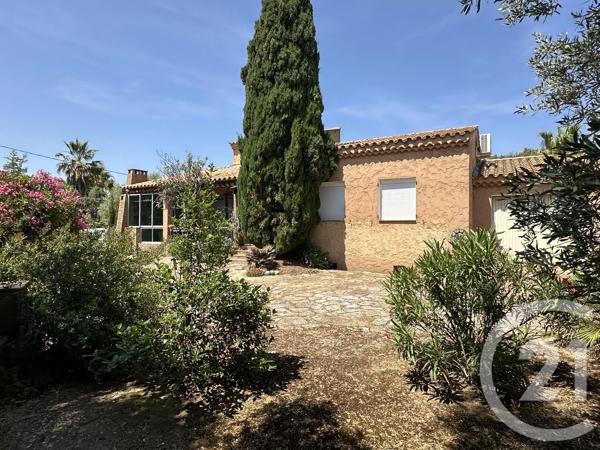 Maison à vendre  4 pièces - 114 m 2   ST CYR SUR MER  - 83