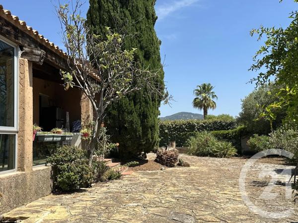 Maison à vendre  4 pièces - 114 m 2   ST CYR SUR MER  - 83
