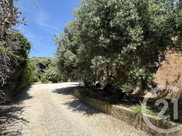 Maison à vendre  4 pièces - 114 m 2   ST CYR SUR MER  - 83