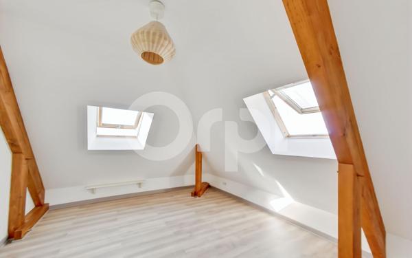 Appartement à vendre    3 pièces • 79,75 m2 Pontarmé