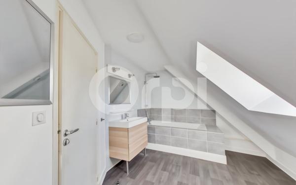 Appartement à vendre    3 pièces • 79,75 m2 Pontarmé