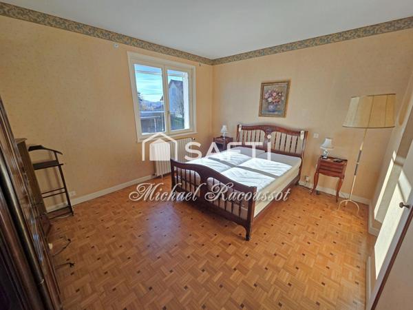 ETANG SUR ARROUX – Maison individuelle de 132 m² avec un terrain de 1057 m²