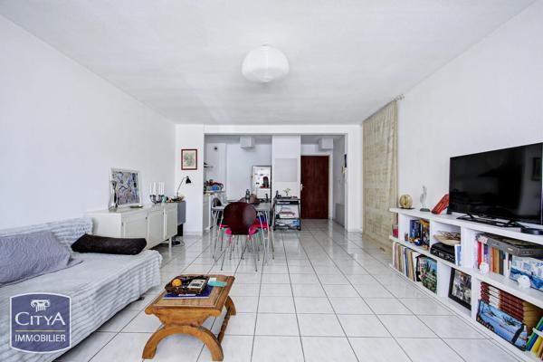 Appartement à vendre 2 pièces 56.84m² Saint-Estève (66240)
