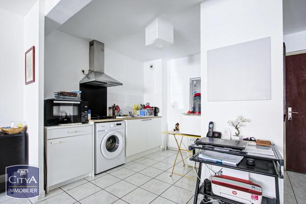 Appartement à vendre 2 pièces 56.84m² Saint-Estève (66240)