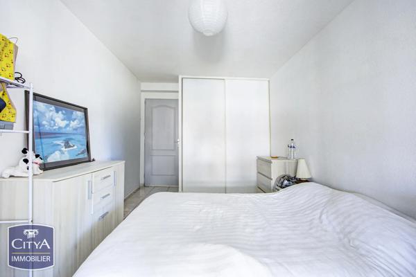 Appartement à vendre 2 pièces 56.84m² Saint-Estève (66240)