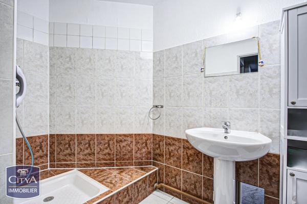 Appartement à vendre 2 pièces 56.84m² Saint-Estève (66240)