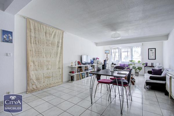 Appartement à vendre 2 pièces 56.84m² Saint-Estève (66240)