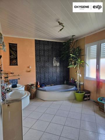 MAISON  F7 (146 m²) + ATELIER à argeles sur mer