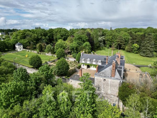 Château du XVIIIe siècle à proximité de Tours