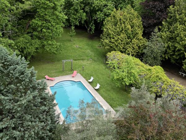 Château du XVIIIe siècle à proximité de Tours