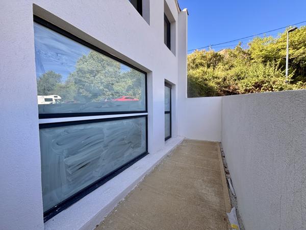 Fonds De Commerce
        
        - 68 m² 13 440 € *