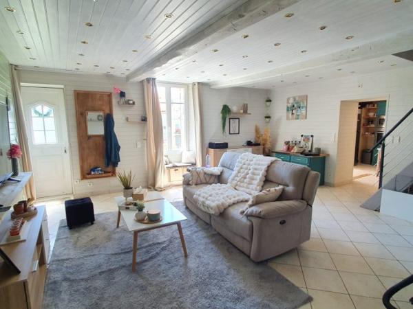 Maison charentaise Cozes 135 m²