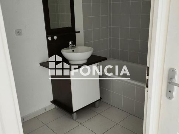 Location Appartement 3 pièces 60.8 m² - 22 RUE VINCENT VAN GOGH Chauray 79180