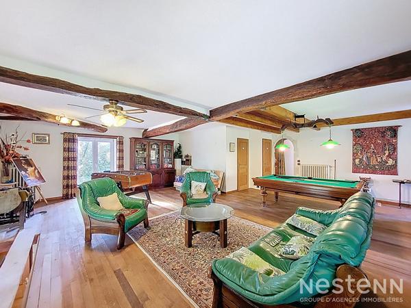 À vendre Propriété avec Maison en pierre de 280 m² avec et parc de 7 hectares avec lac à Mézin