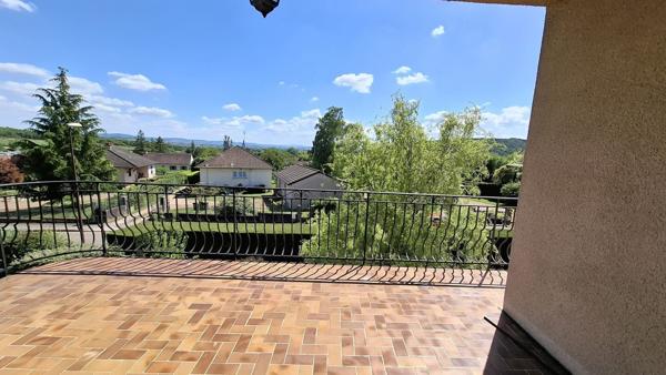 VILLA COSSUE ET LUMINEUSE DE 140M2