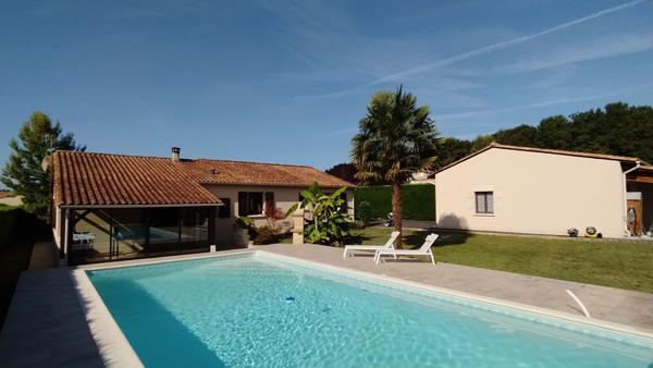 Neuvic (24190) Posez vos valises!