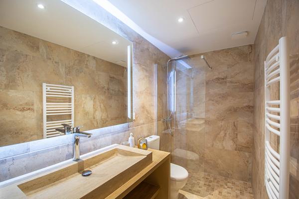 Appartement T2 , jardin terrasse et loggia