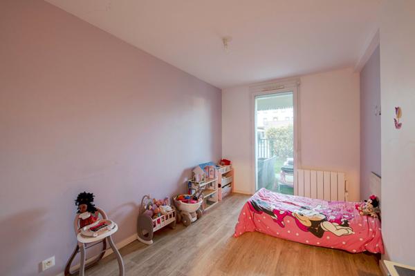 Bruz centre - Appartement 4 pièces - terrasse et jardin - 2 parking - Cellier