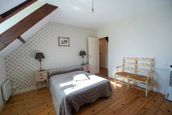 MAISON/LONGERE FORT POTENTIEL