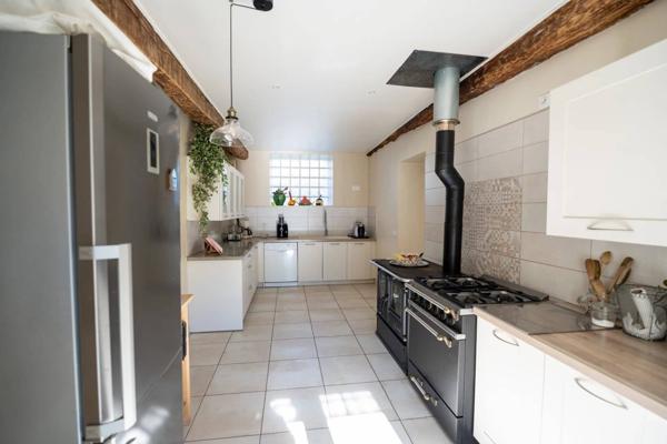 MAISON/LONGERE FORT POTENTIEL