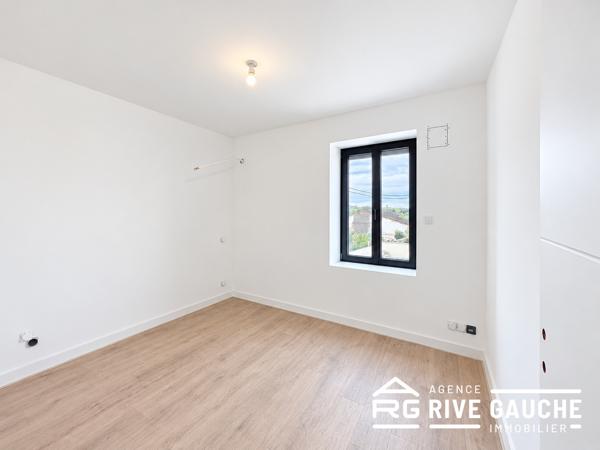 Cheyssieu – Maison mitoyenne rénovée de 140 m² avec jardin et terrasse