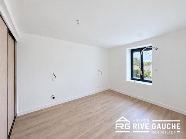 Cheyssieu – Maison mitoyenne rénovée de 140 m² avec jardin et terrasse