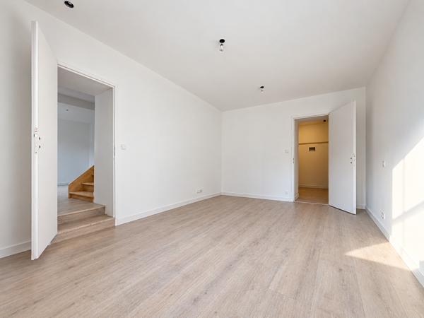Cheyssieu – Maison mitoyenne rénovée de 140 m² avec jardin et terrasse