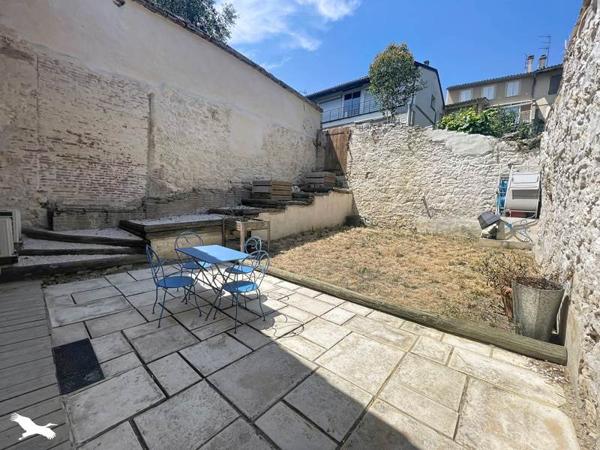 Maison à vendre 223 650 € Beaumont-de-Lomagne 5 p 160 m² DPE A