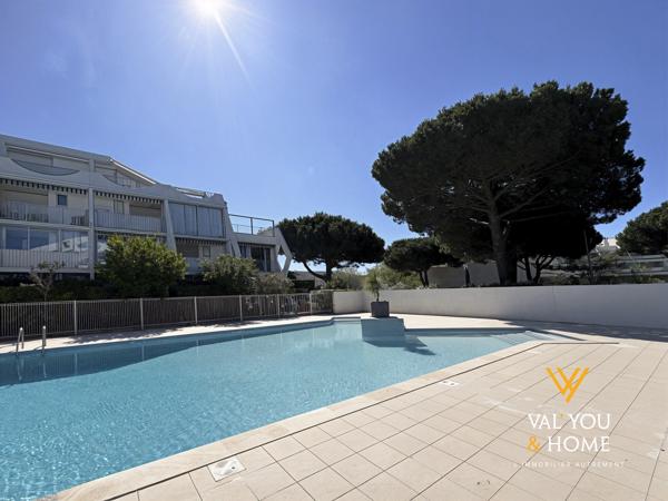 Appartement La Grande Motte – Rez-de-jardin 90 m² de vie global, 6 couchages, Piscine & Parking