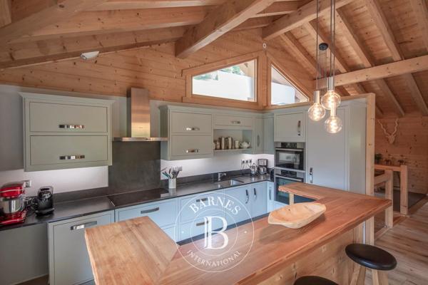 Morzine, Chalet 6 Chambres -  188 m² à vendre