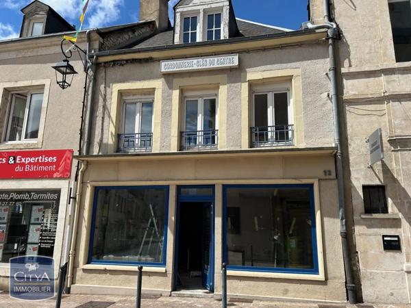 Local commercial à louer 77.95m²