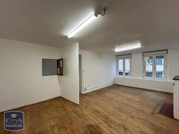 Local commercial à louer 77.95m²