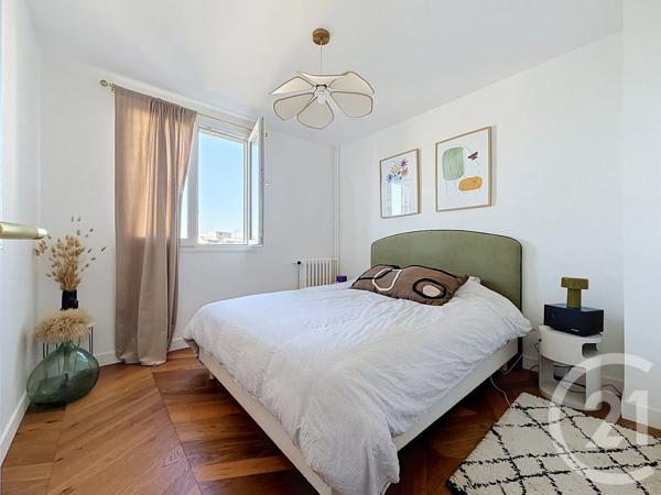 Appartement F4 à vendre  4 pièces - 80 m 2   BOULOGNE BILLANCOURT  - 92