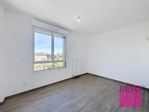 T4, 80 m² de confort prolongés par une magnifique terrasse