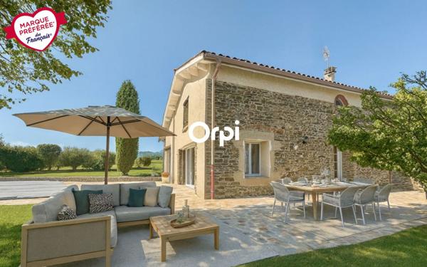 Maison à vendre    5 pièces •  Mornant