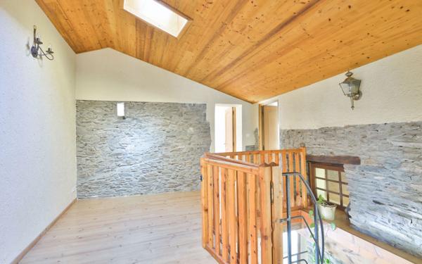 Maison à vendre    5 pièces •  Mornant