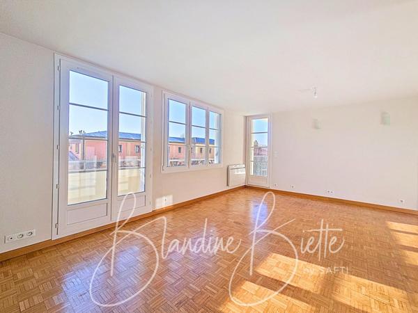 T3 à proximité du RER et de toutes commodités