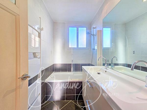 T3 à proximité du RER et de toutes commodités