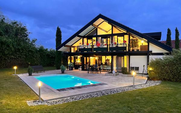 Maison à vendre    4 pièces • 220,54 m2 Strasbourg