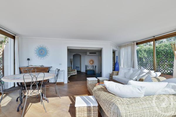 Appartement F7 à vendre  7 pièces - 144 m2 CAP D AIL - 06