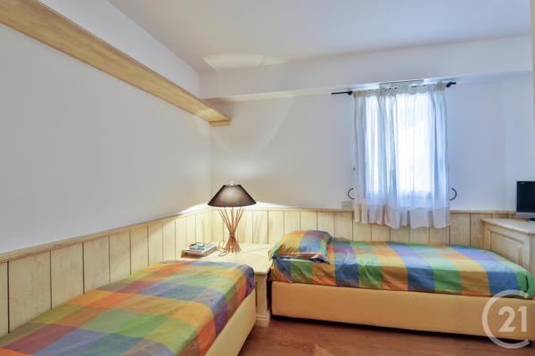 Appartement F7 à vendre  7 pièces - 144 m2 CAP D AIL - 06