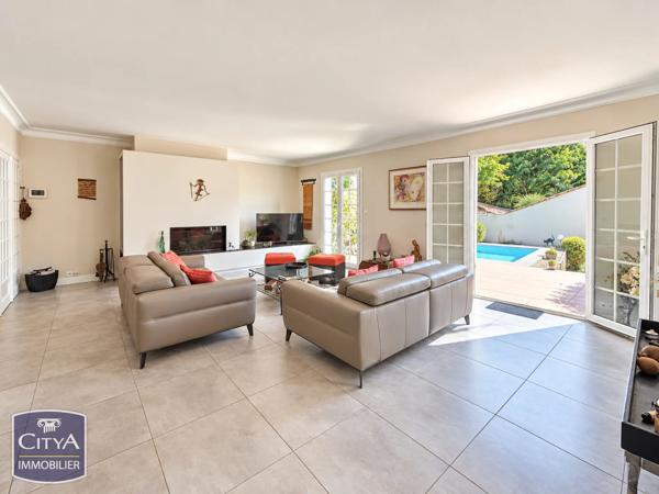 Maison à vendre 7 pièces 151.5m² La Rochelle (17000)