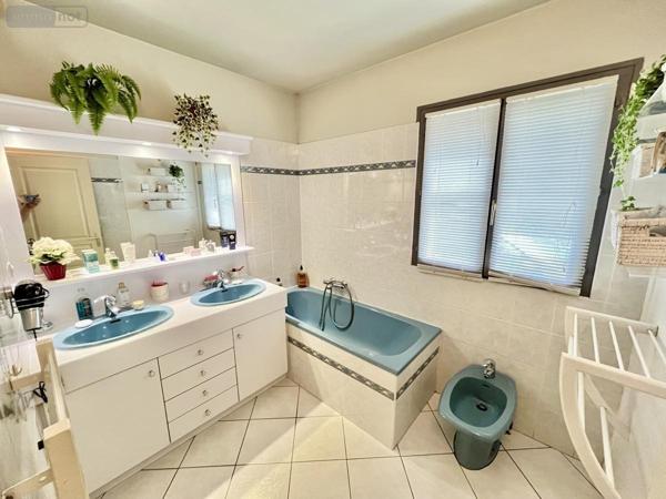 Maison à vendre à Montjean-sur-Loire dans le Maine-et-Loire (49570), ref : 49019-3503