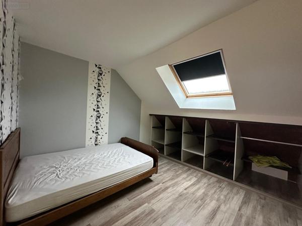 Local mixte (Pro/Hab) à vendre à Foucherans dans le Jura (39100), ref : F/ CP